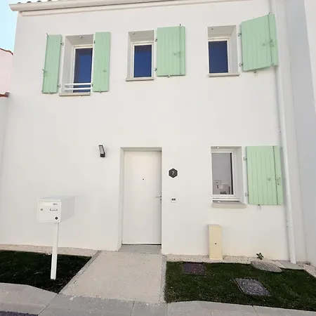 Maison Du Cakilier